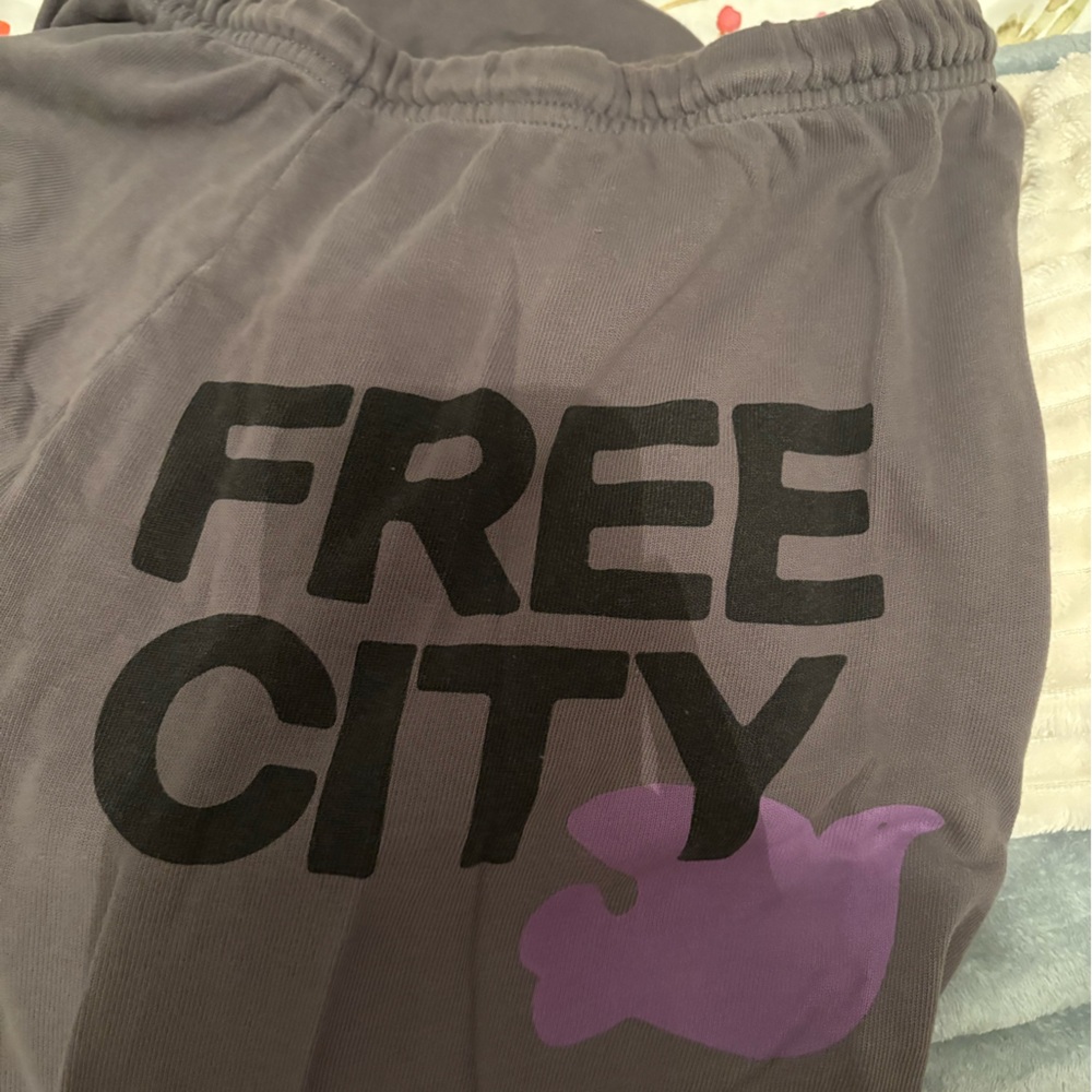 Free City Sweatpants